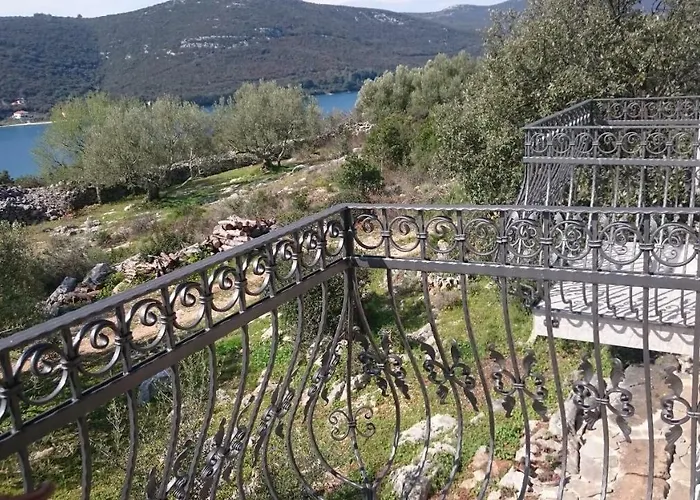 Strpuncina Luka (Dugi Otok)