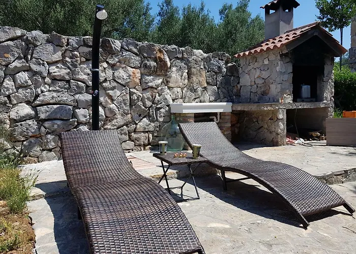 Strpuncina Luka (Dugi Otok)